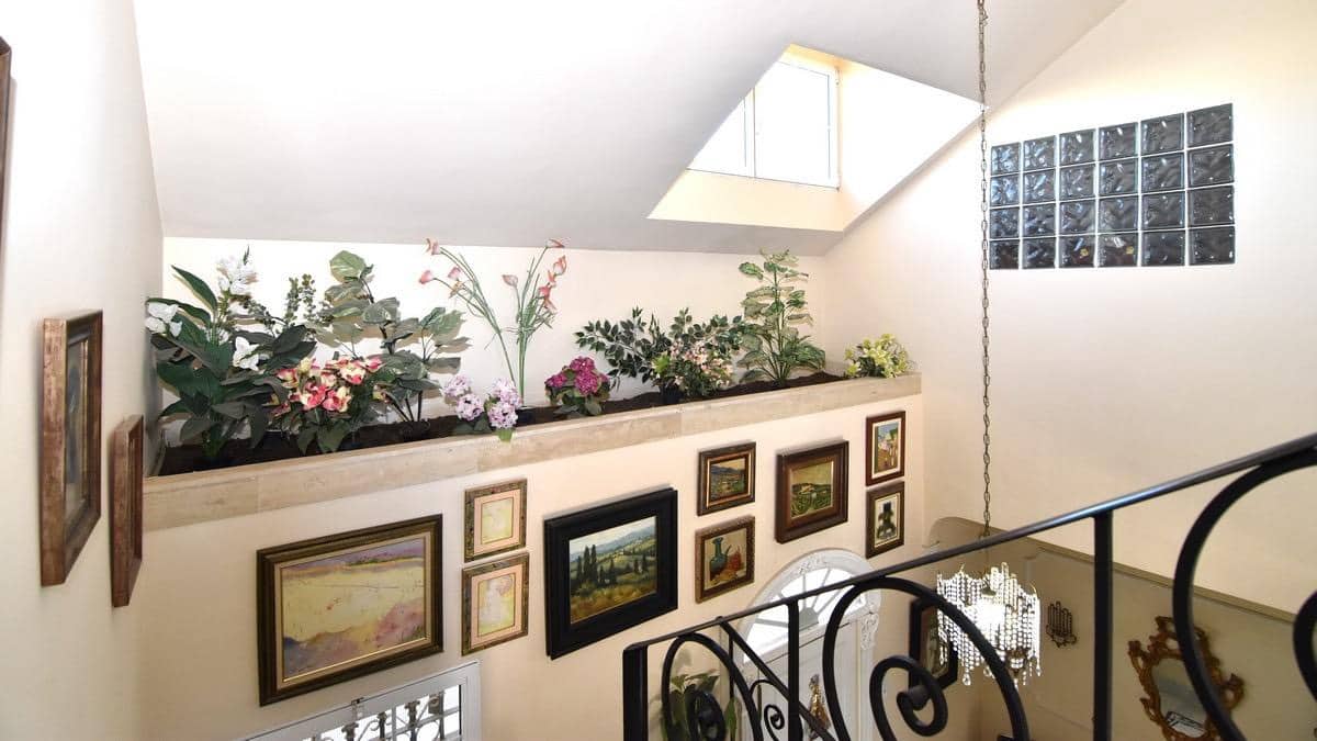 7 Zimmer Villa zu verkaufen in Matola mit Pool - 740.000 € (Ref: 9677665)