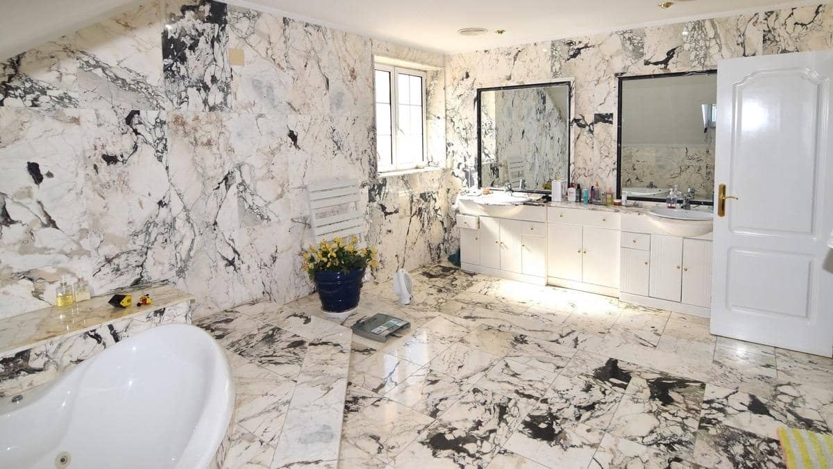 7 Zimmer Villa zu verkaufen in Matola mit Pool - 740.000 € (Ref: 9677665)