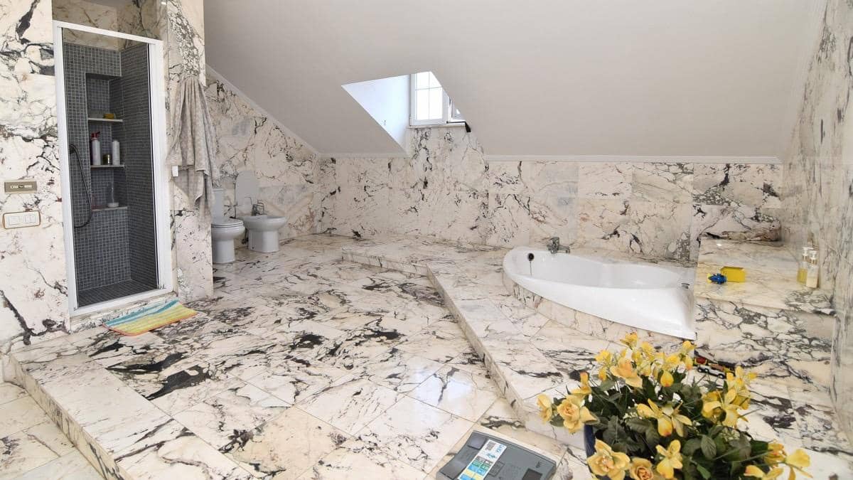 7 Zimmer Villa zu verkaufen in Matola mit Pool - 740.000 € (Ref: 9677665)