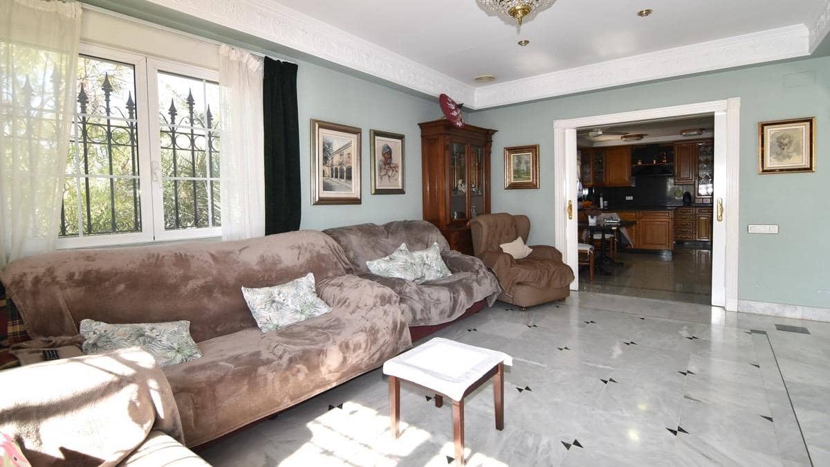 7 Zimmer Villa zu verkaufen in Matola mit Pool - 740.000 € (Ref: 9677665)