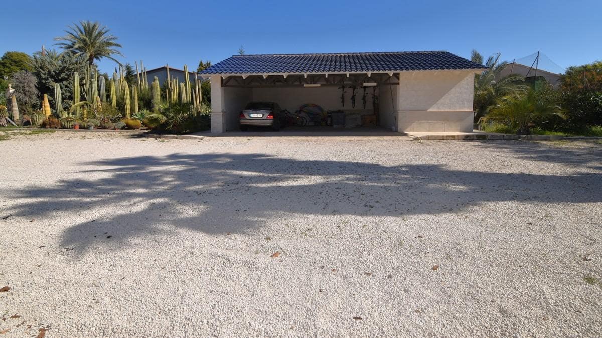 7 Zimmer Villa zu verkaufen in Matola mit Pool - 740.000 € (Ref: 9677665)