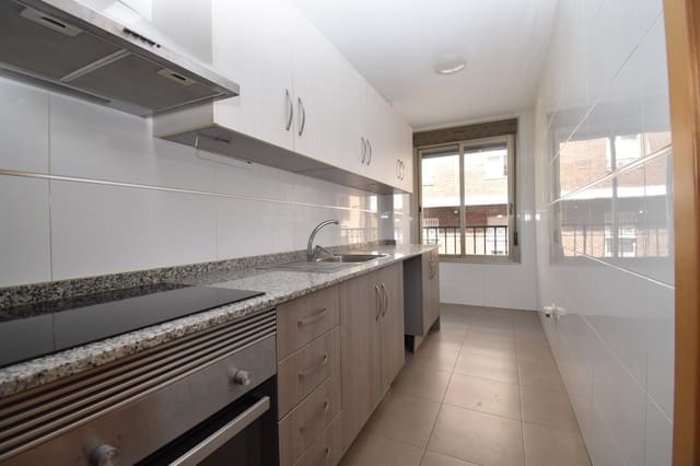 1 sovrum Lägenhet till salu i Elche / Elx - 174 500 € (Ref: 9712394)