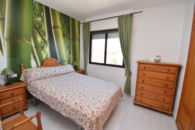 Bungalow de 3 habitaciones en Gran Alacant, Santa Pola en venta con piscina - 290.000 € (Ref: 9715163)