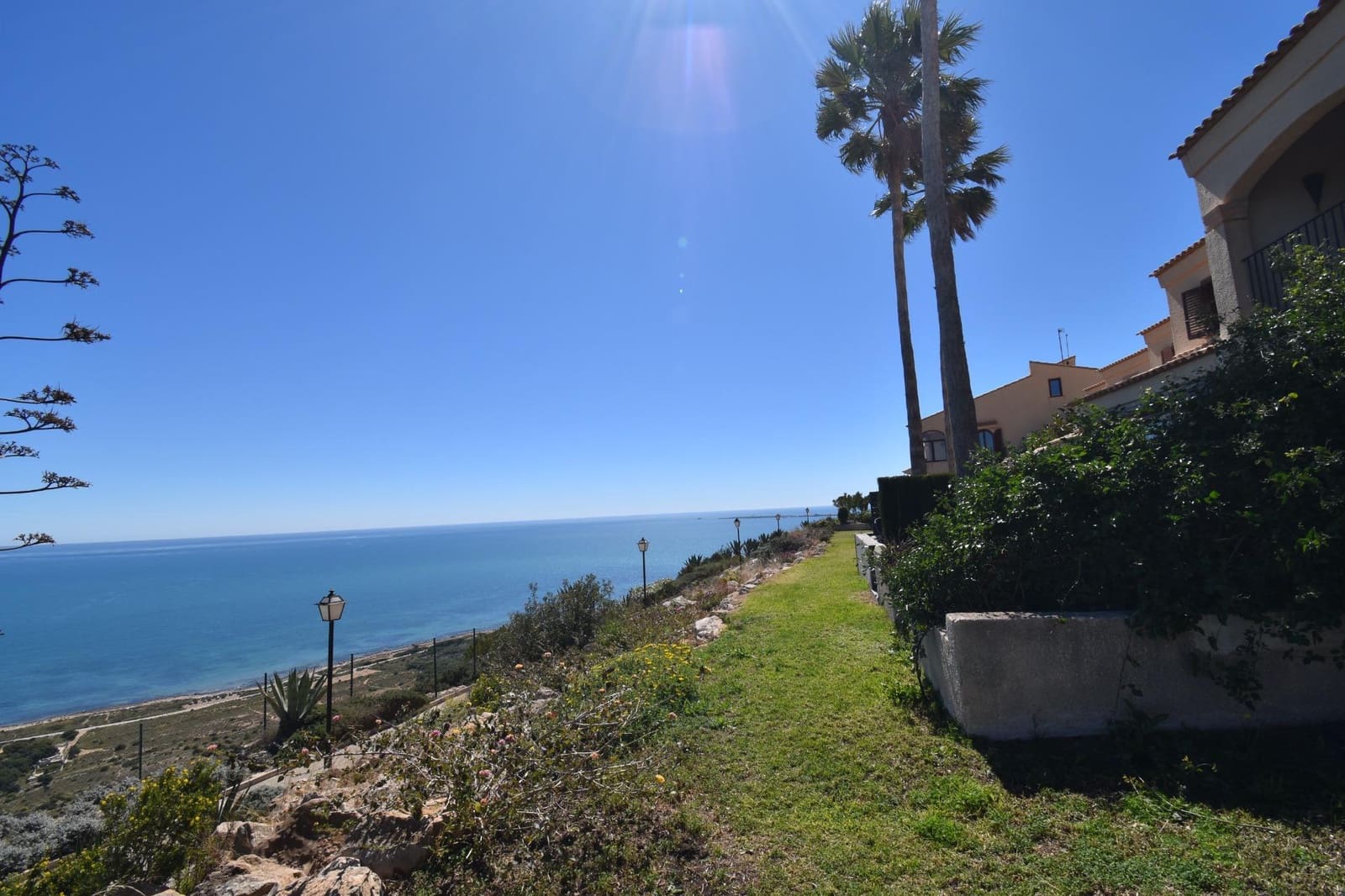 4 bedroom Apartment for sale in Gran Alacant with pool - € 380,000 (Ref: 9735830)