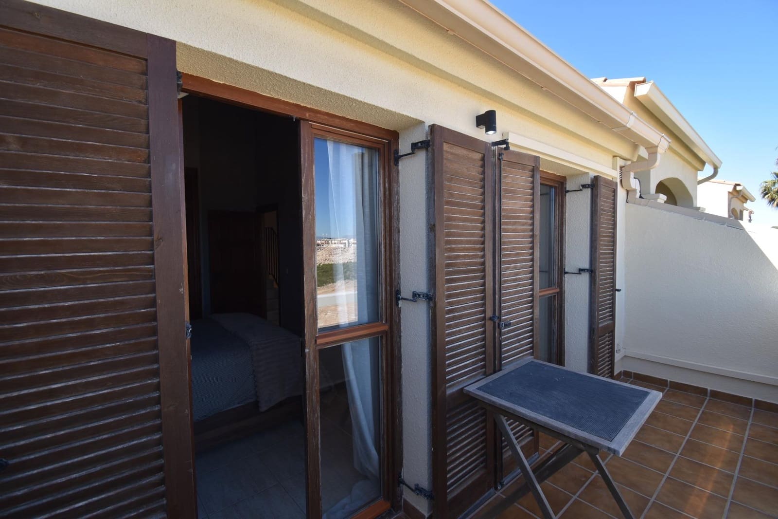 4 soveværelse Lejlighed til salg i Gran Alacant med swimmingpool - € 380.000 (Ref: 9735830)
