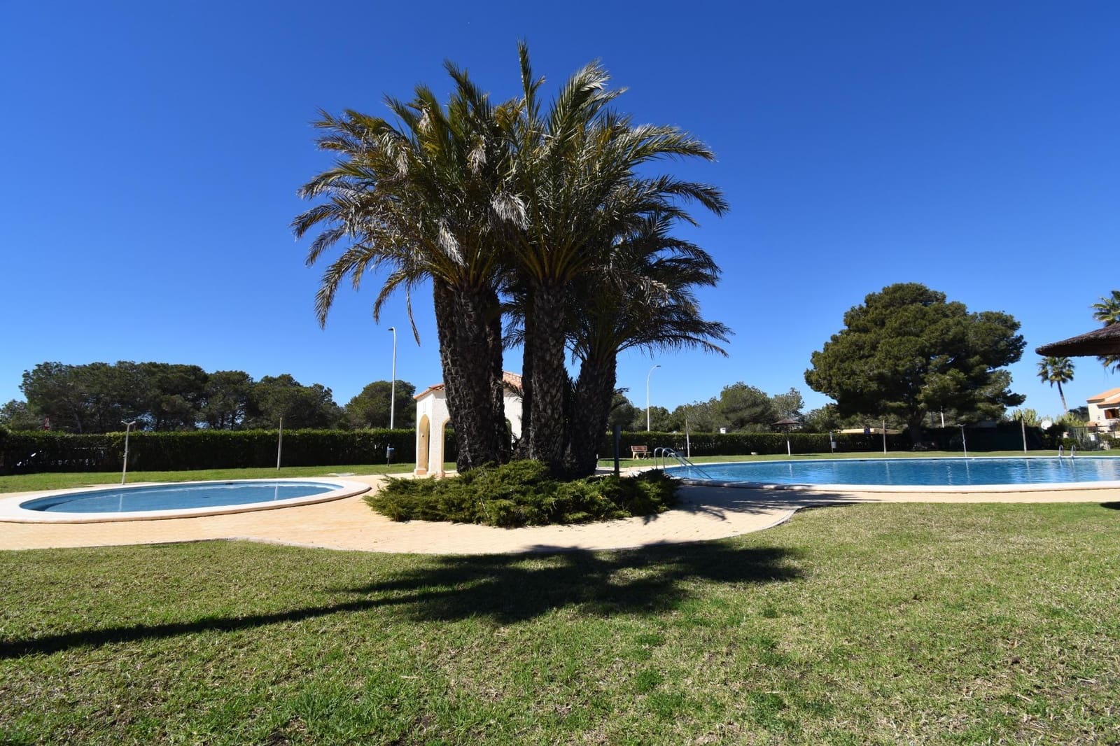 4 soveværelse Lejlighed til salg i Gran Alacant med swimmingpool - € 380.000 (Ref: 9735830)