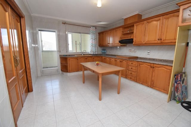 6 makuuhuone Maalaistalo myytävänä paikassa Valverde, Elche / Elx mukana 
autotalli - 795 000 € (Ref: 9773361)