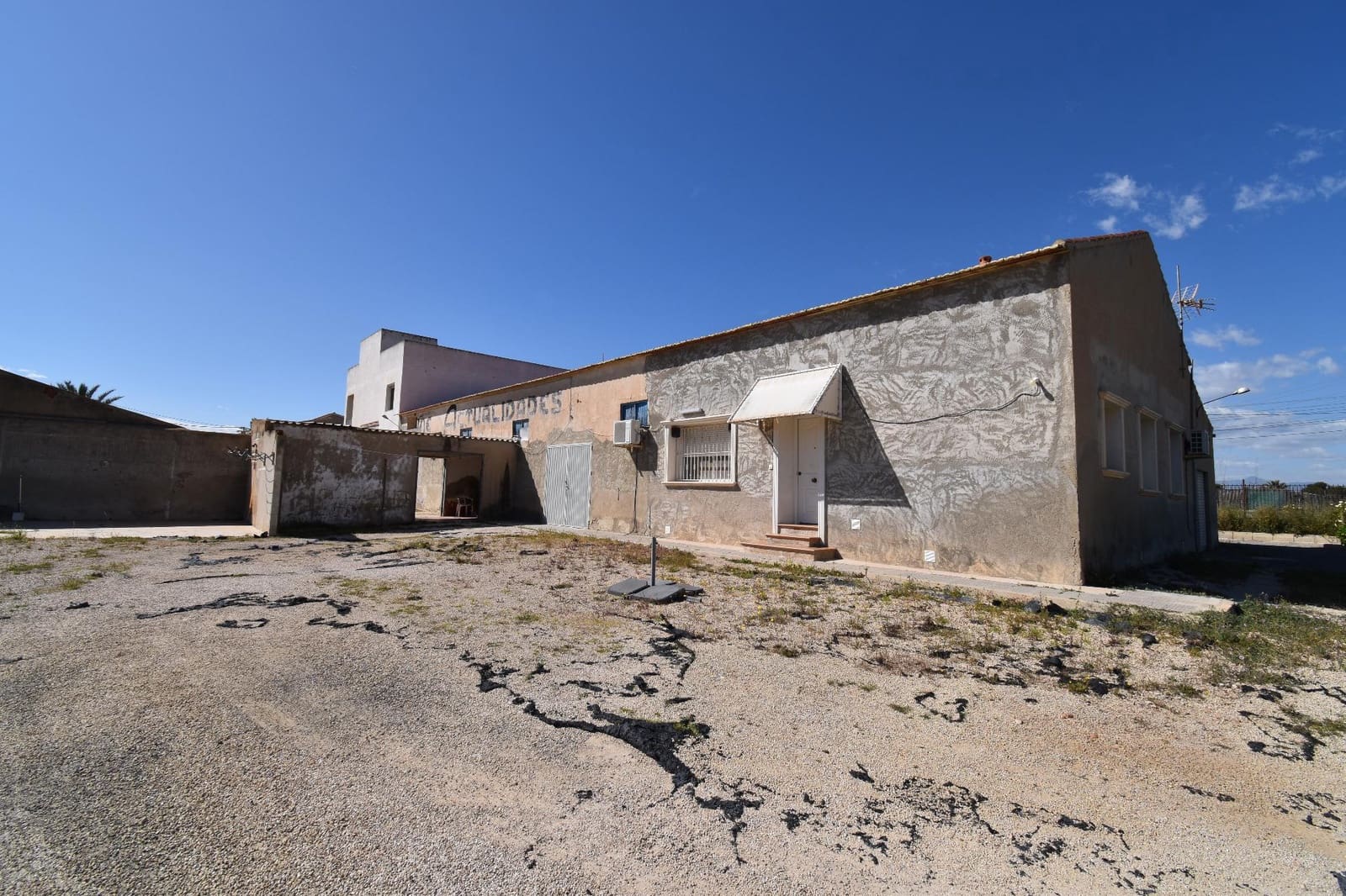 6 makuuhuone Maalaistalo myytävänä paikassa Valverde mukana 
autotalli - 795 000 € (Ref: 9773361)