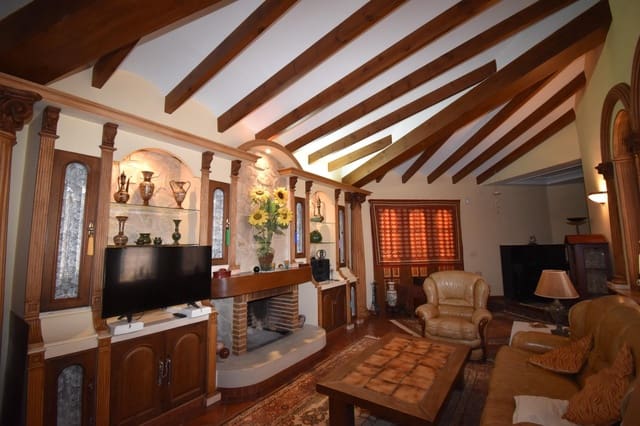 4 sovrum Villa till salu i Matola, Elche / Elx - 470 000 € (Ref: 9788685)