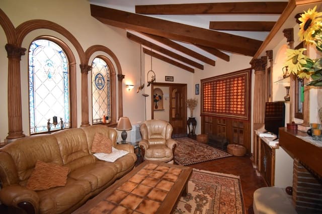 4 sovrum Villa till salu i Matola, Elche / Elx - 470 000 € (Ref: 9788685)