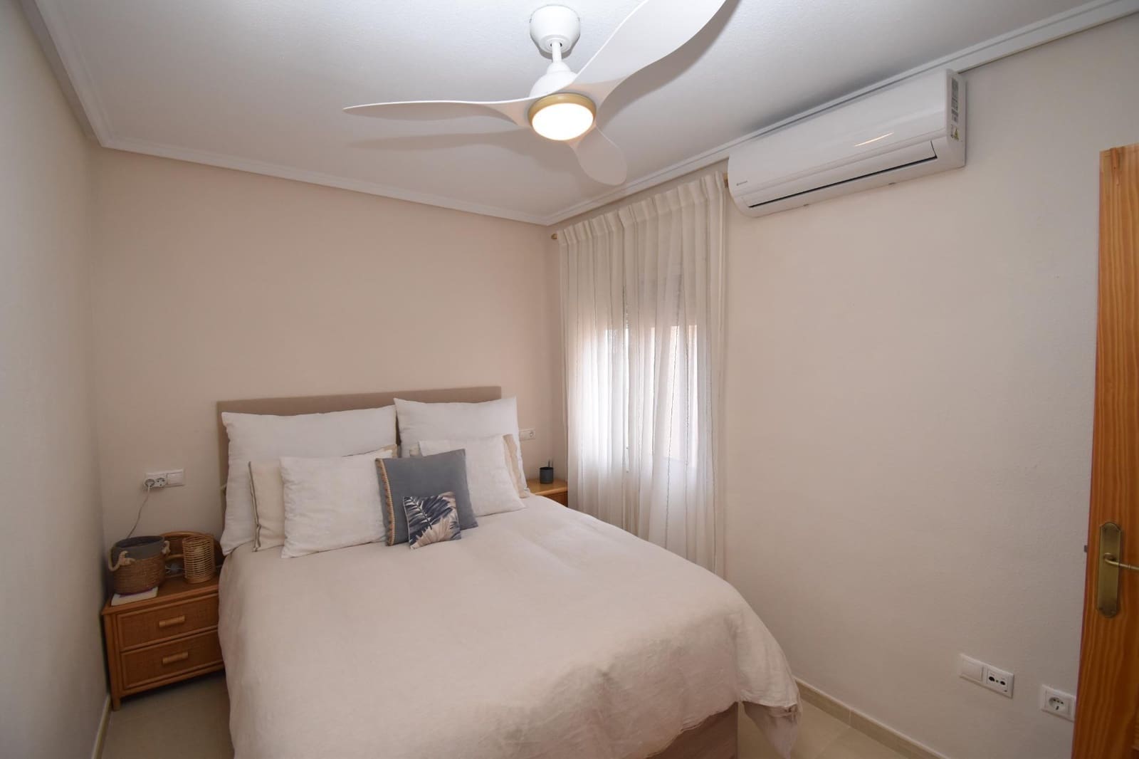 3 soverom Leilighet til salgs i Gran Alacant med svømmebasseng - € 219 000 (Ref: 9788686)