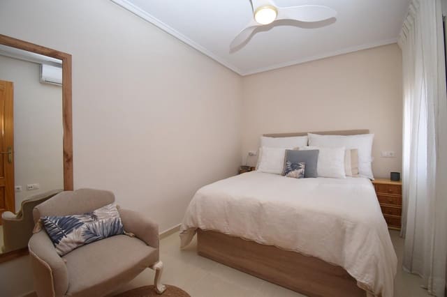 3 slaapkamer Flat te koop in Gran Alacant, Santa Pola met zwembad - € 219.000 (Ref: 9788686)