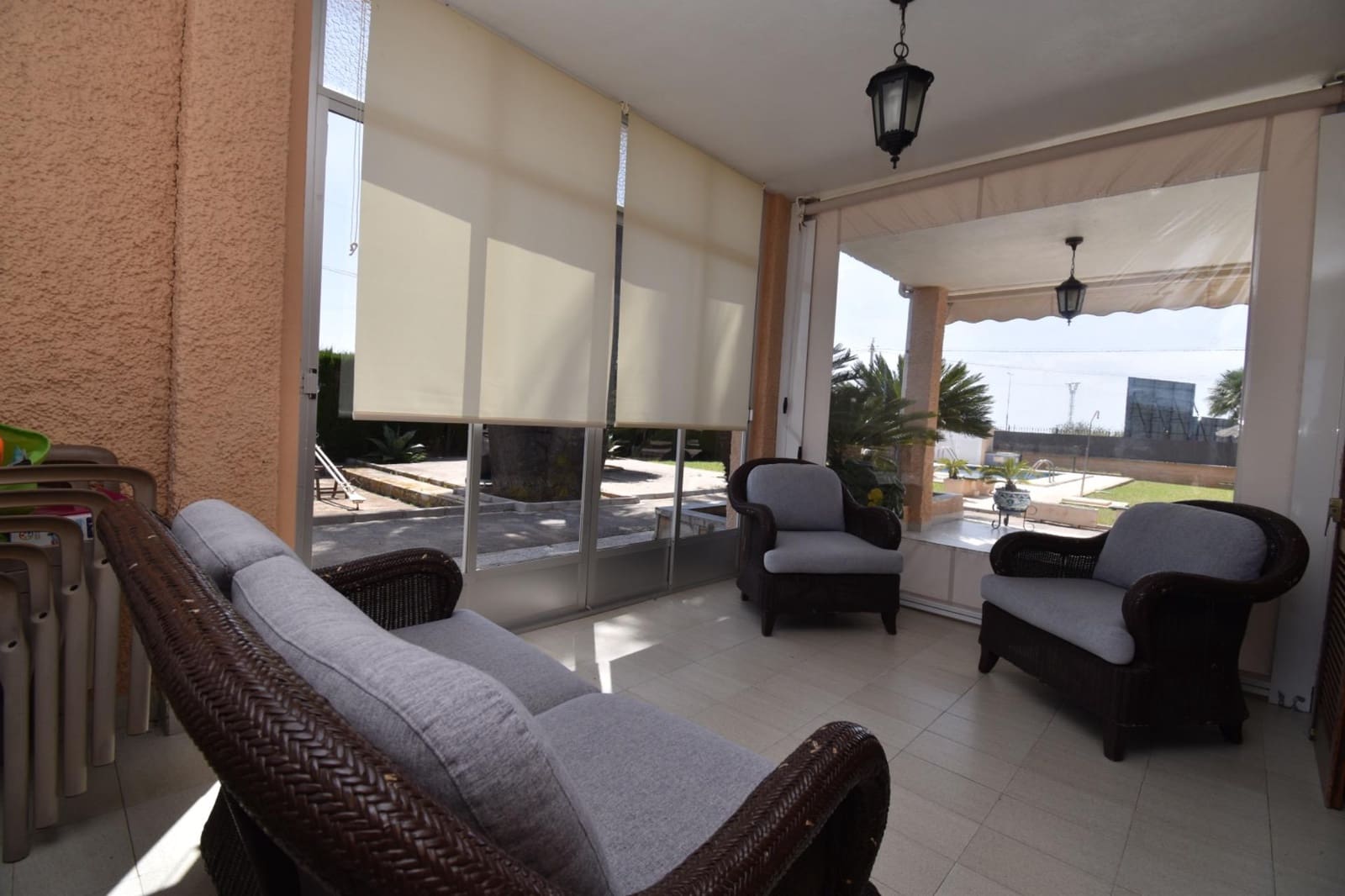 4 makuuhuone Huvila myytävänä paikassa Santa Pola mukana uima-altaan 
autotalli - 545 000 € (Ref: 9797367)