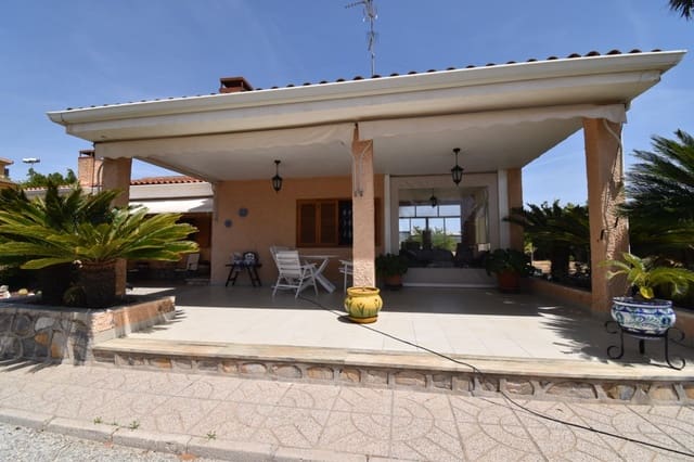 4 makuuhuone Huvila myytävänä paikassa Santa Pola mukana uima-altaan 
autotalli - 545 000 € (Ref: 9797367)