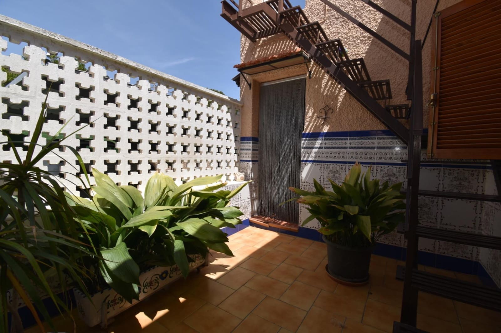 4 makuuhuone Huvila myytävänä paikassa Santa Pola mukana uima-altaan 
autotalli - 545 000 € (Ref: 9797367)