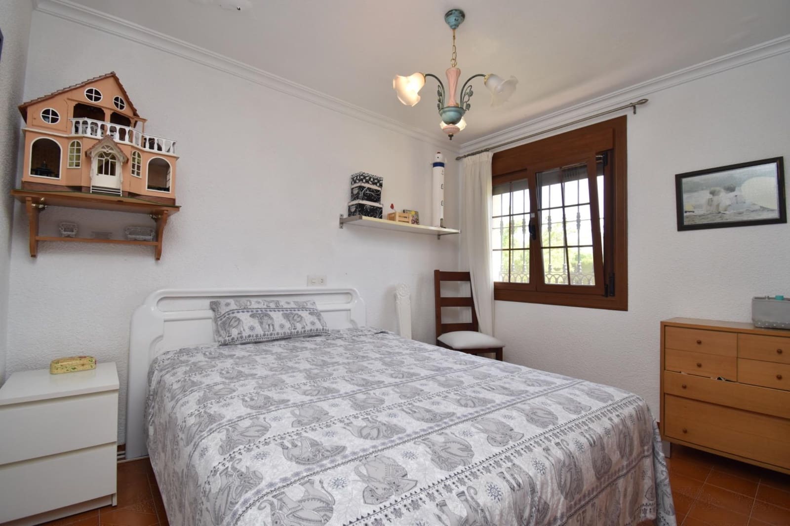 4 makuuhuone Huvila myytävänä paikassa Santa Pola mukana uima-altaan 
autotalli - 545 000 € (Ref: 9797367)