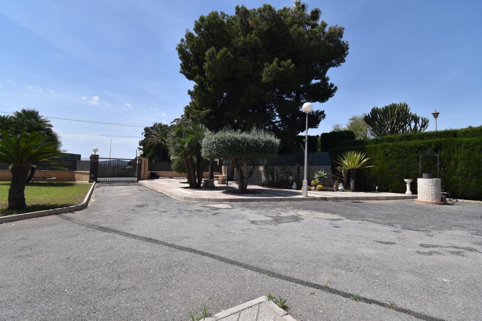 4 makuuhuone Huvila myytävänä paikassa Santa Pola mukana uima-altaan 
autotalli - 545 000 € (Ref: 9797367)