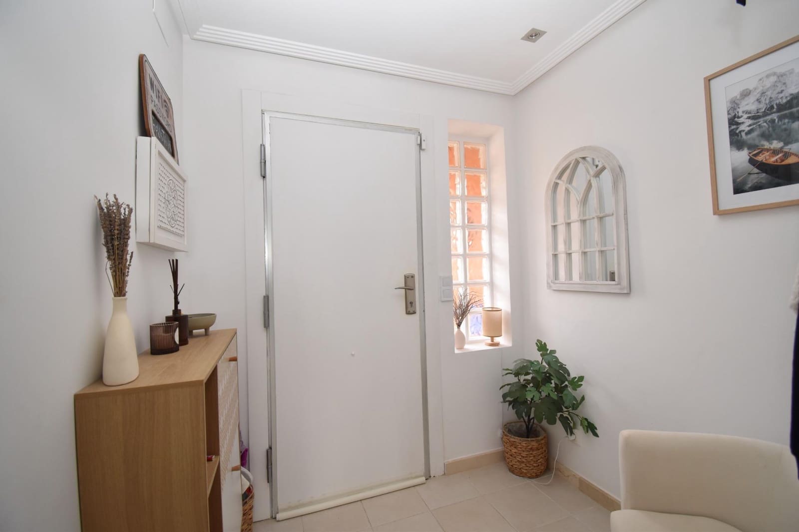 4 bedroom Apartment for sale in Monforte del Cid with pool - € 365,000 (Ref: 9831764)