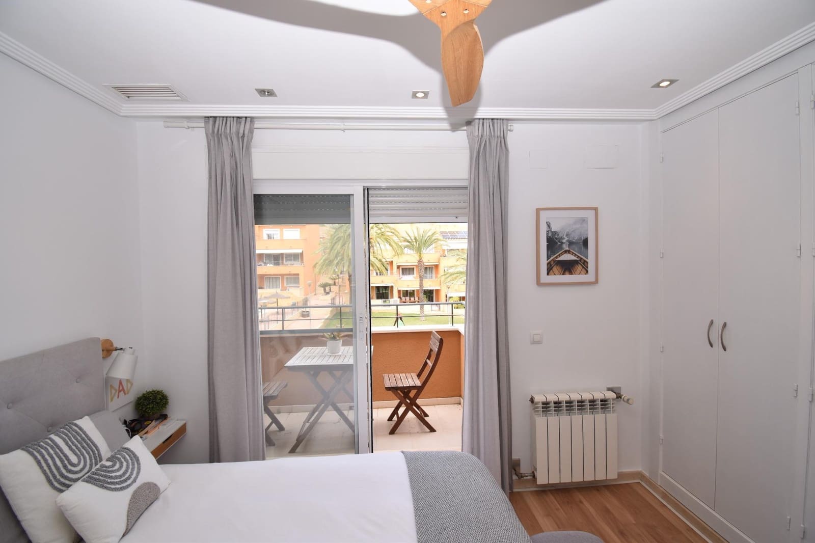 4 bedroom Apartment for sale in Monforte del Cid with pool - € 365,000 (Ref: 9831764)