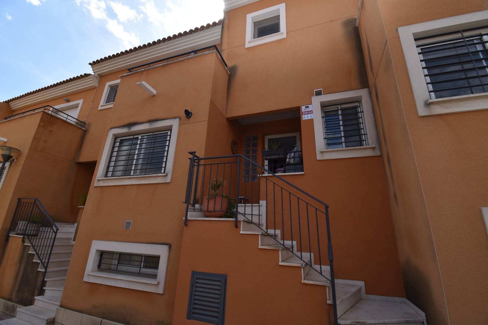 4 bedroom Apartment for sale in Monforte del Cid with pool - € 365,000 (Ref: 9831764)