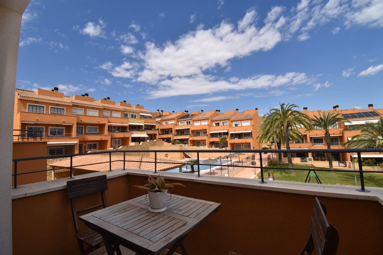 4 bedroom Apartment for sale in Monforte del Cid with pool - € 365,000 (Ref: 9831764)