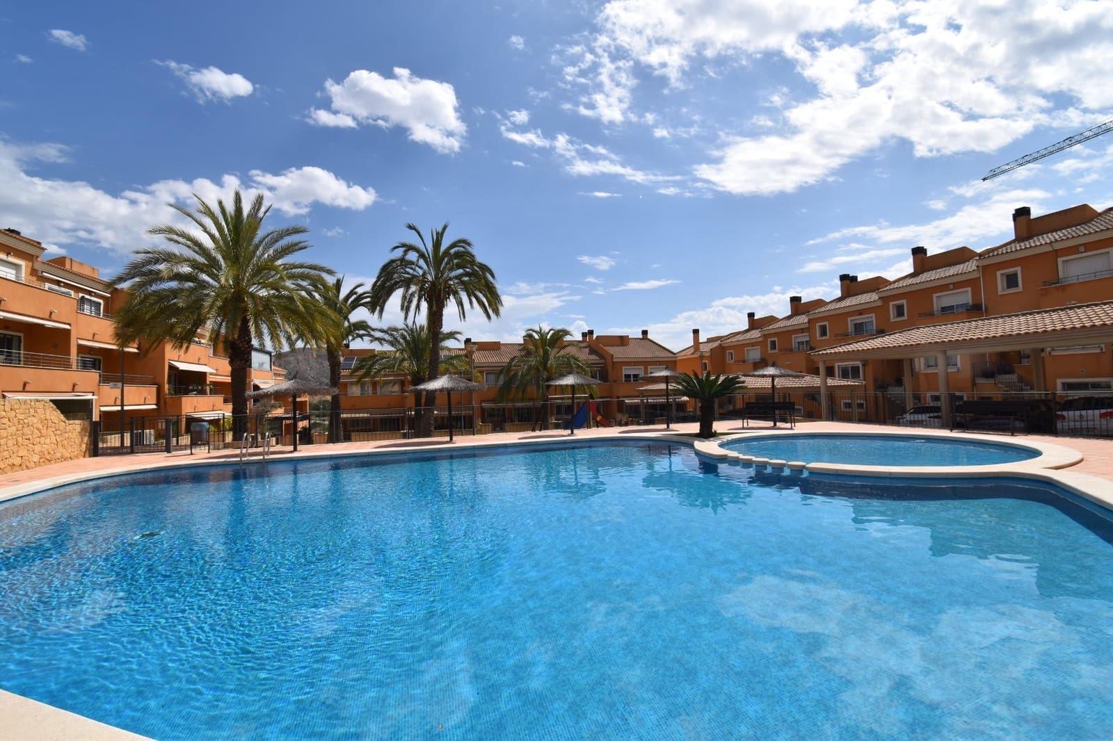 4 bedroom Apartment for sale in Monforte del Cid with pool - € 365,000 (Ref: 9831764)