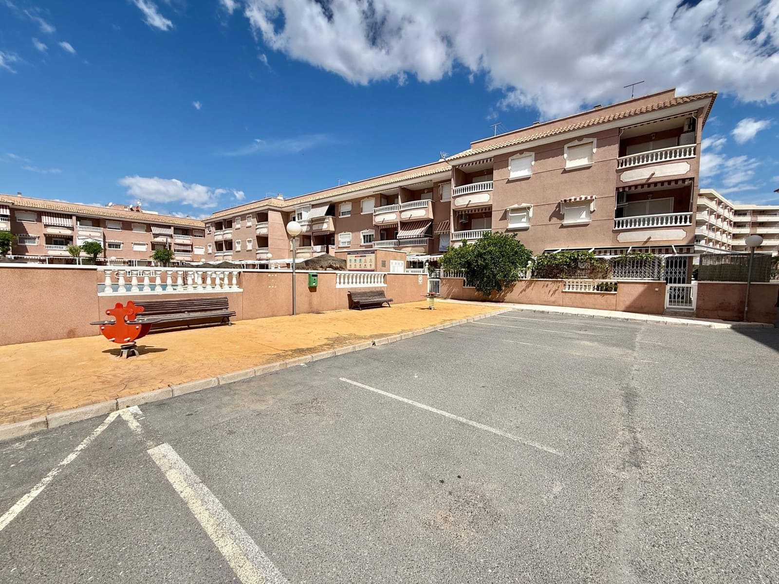 1 bedroom Apartment for sale in Santa Pola with pool garage - € 169,900 (Ref: 9839622)