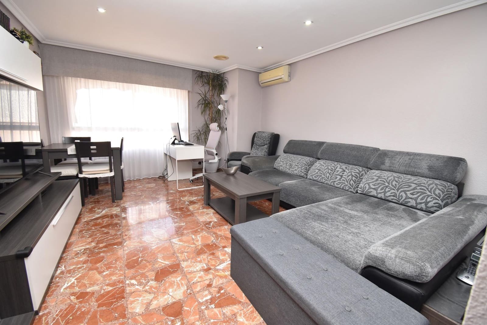 3 bedroom Flat for sale in Santa Pola - € 239,000 (Ref: 9851984)