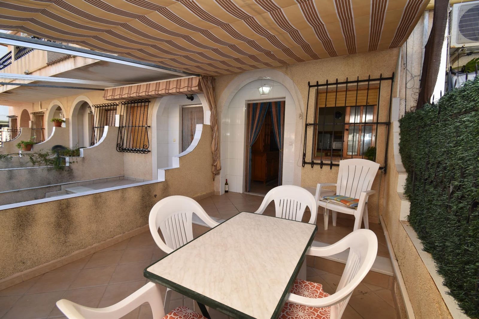 3 bedroom Bungalow for sale in Santa Pola - € 215,000 (Ref: 9890604)
