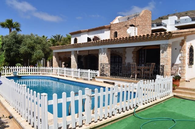 5 soverom Villa til salgs i Santa Pola med svømmebasseng garasje - € 3 500 000 (Ref: 9917217)