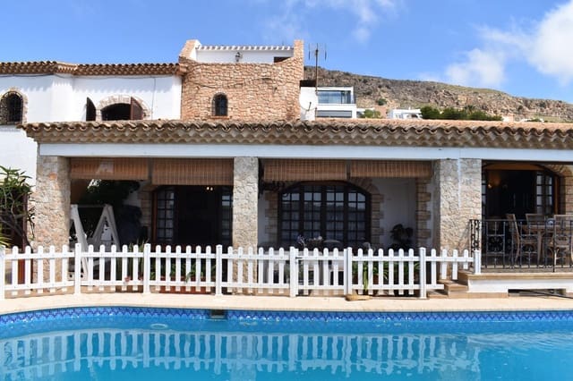 5 soverom Villa til salgs i Santa Pola med svømmebasseng garasje - € 3 500 000 (Ref: 9917217)