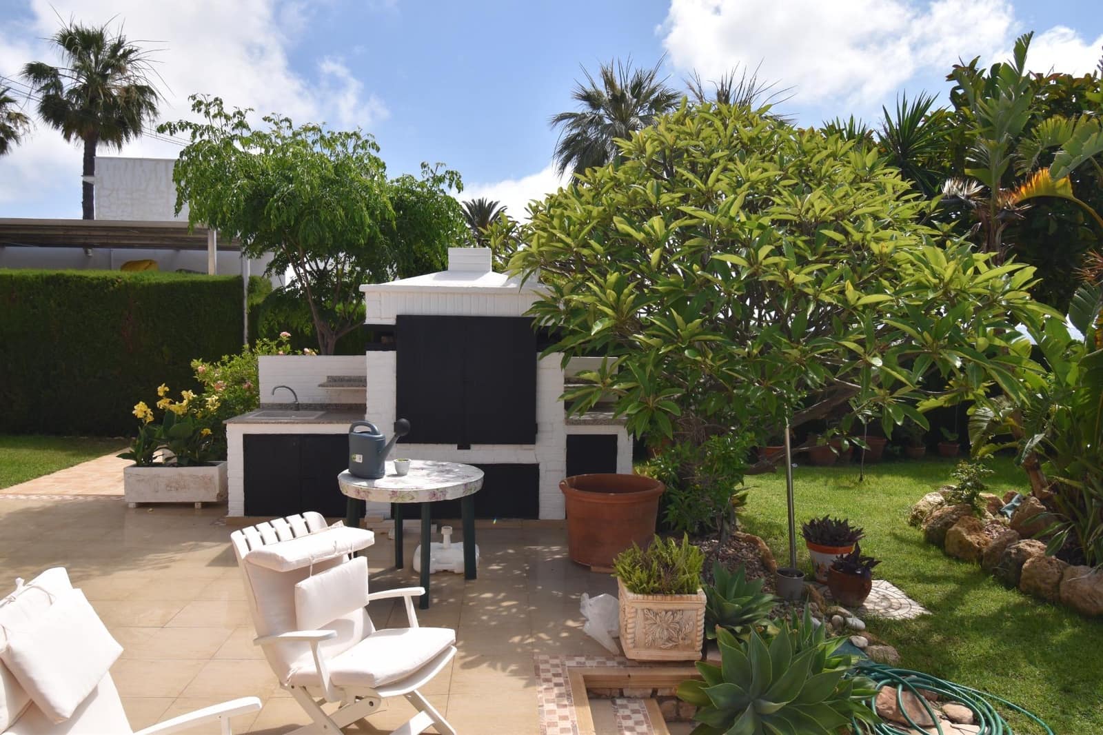5 bedroom Villa for sale in Santa Pola with pool garage - € 3,500,000 (Ref: 9917217)
