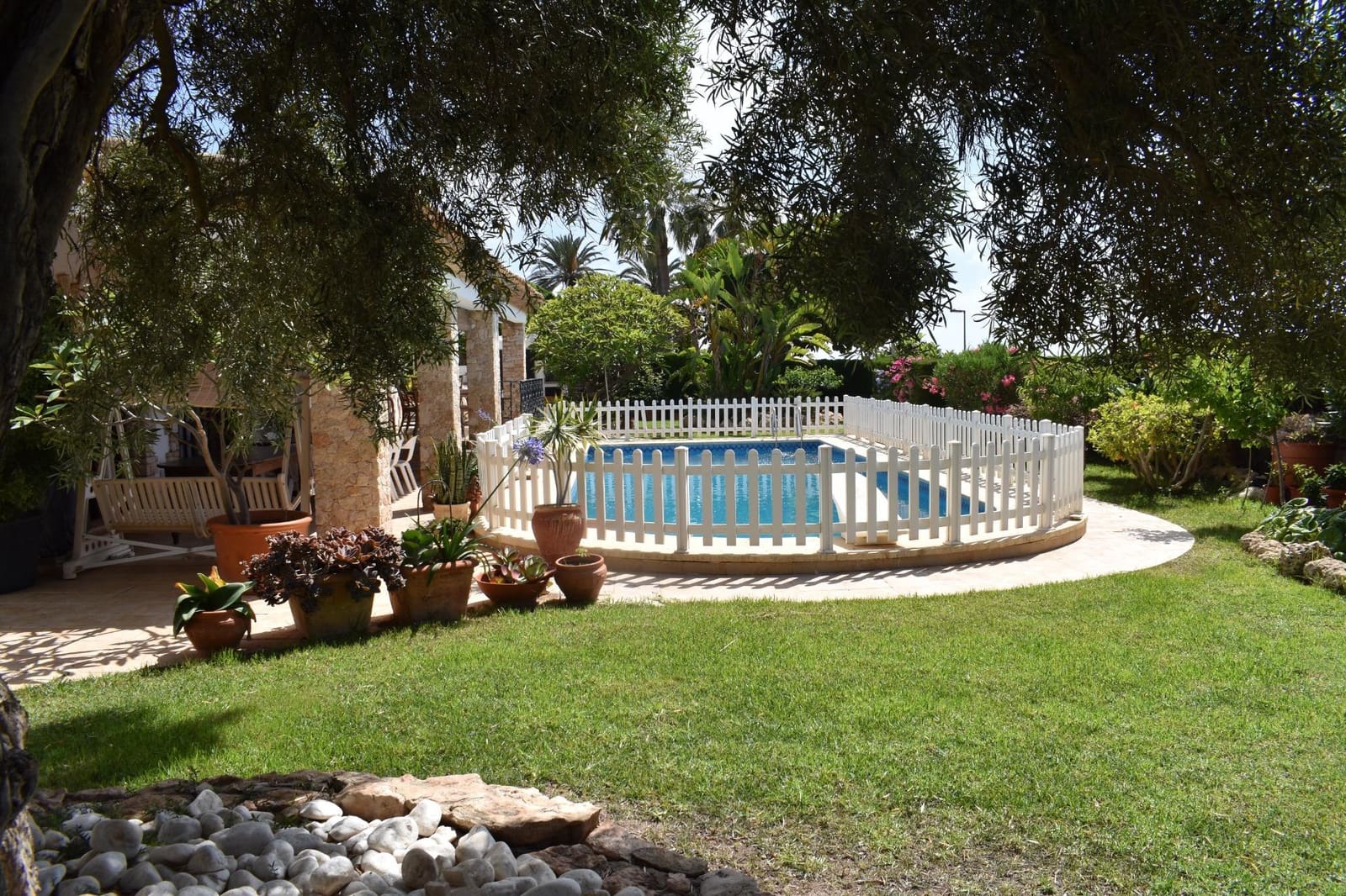 5 bedroom Villa for sale in Santa Pola with pool garage - € 3,500,000 (Ref: 9917217)