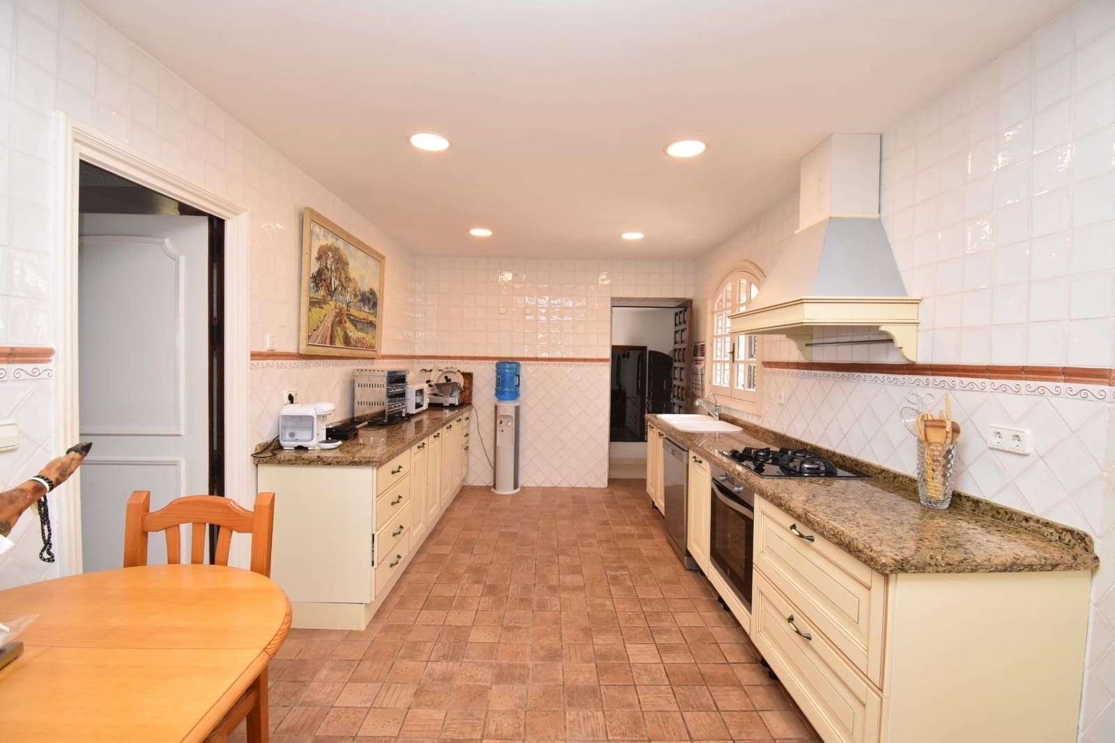5 bedroom Villa for sale in Santa Pola with pool garage - € 3,500,000 (Ref: 9917217)