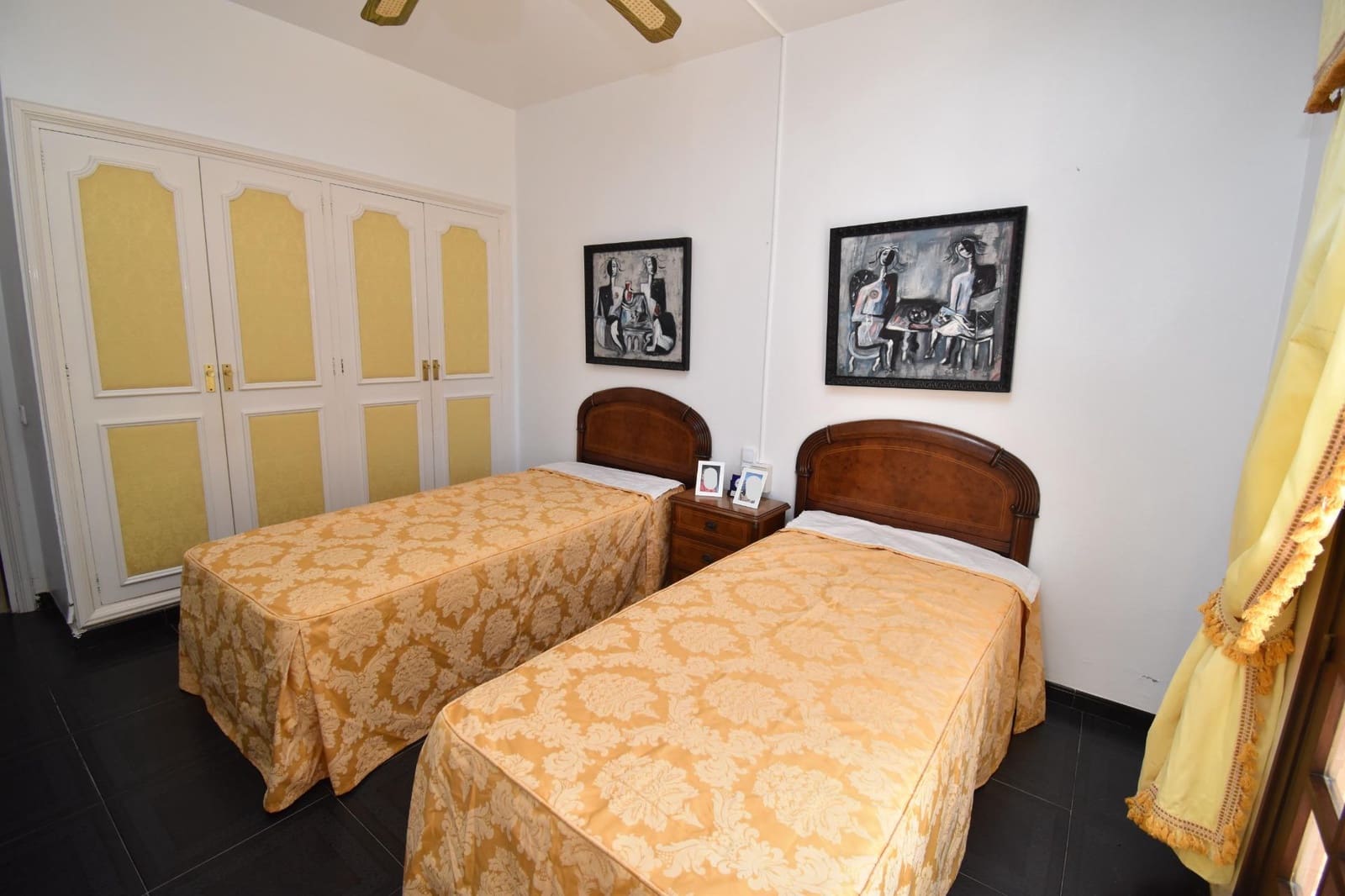 5 bedroom Villa for sale in Santa Pola with pool garage - € 3,500,000 (Ref: 9917217)