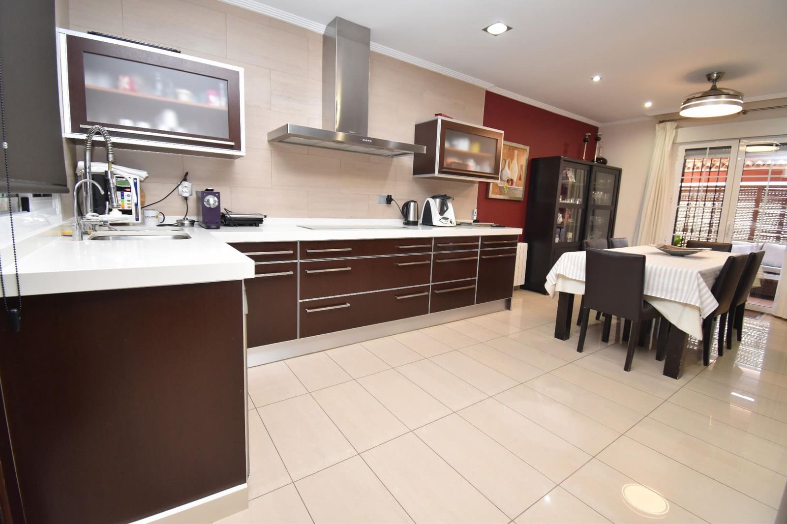 4 soveværelse Villa til salg i Santa Pola med swimmingpool garage - € 469.000 (Ref: 9938428)