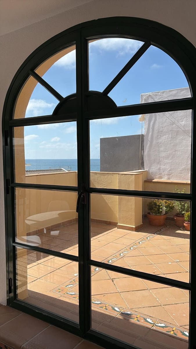 2 soverom Penthouse til leie i Santa Pola - € 2 500 (Ref: 9938429)