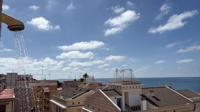 2 bedroom Penthouse for rent in Santa Pola - € 2,500 (Ref: 9938429)