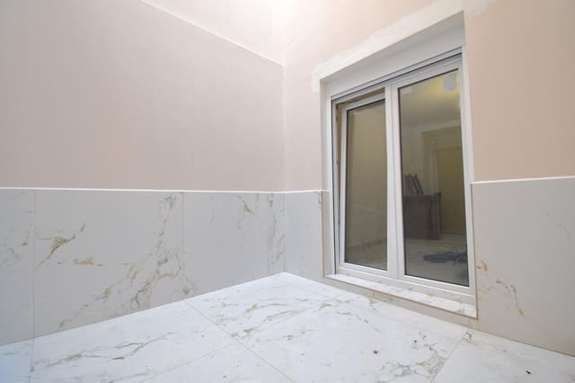 2 chambre Appartement à vendre à Elche / Elx - 170 000 € (Ref: 9948289)