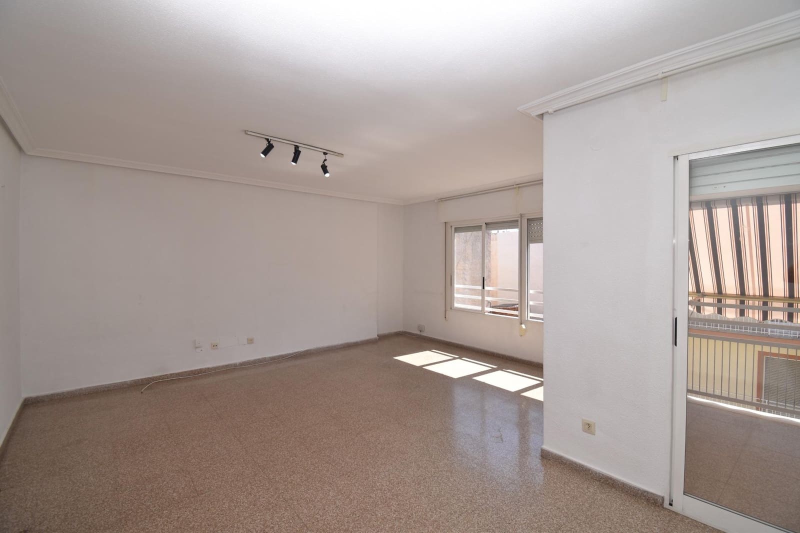 3 soveværelse Lejlighed til salg i Elche / Elx - € 164.900 (Ref: 9954419)