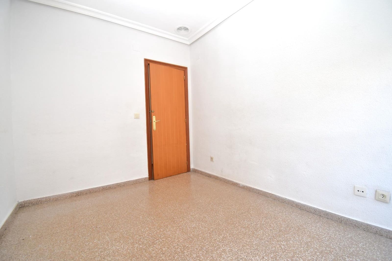 3 soveværelse Lejlighed til salg i Elche / Elx - € 164.900 (Ref: 9954419)