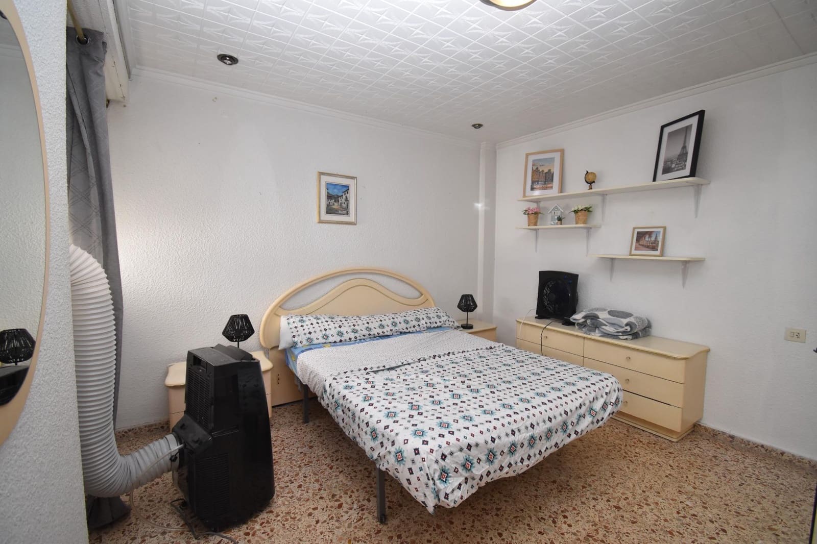 4 bedroom Flat for sale in Santa Pola - € 175,000 (Ref: 9958148)