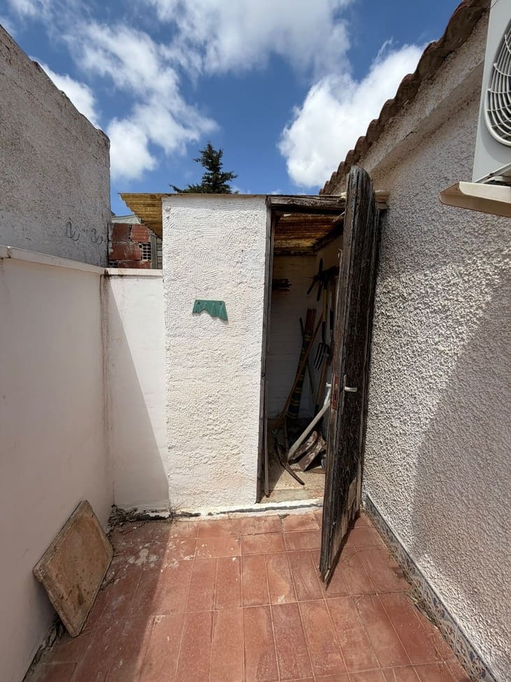 Chalet de 2 habitaciones en Cabo Roig en venta con piscina garaje - 315.000 € (Ref: 10001275)