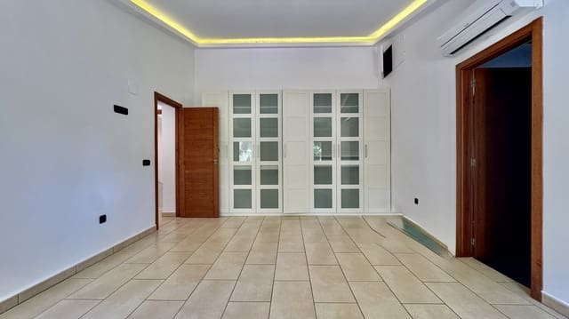 3 bedroom Villa for sale in Montgó - Ermita, Javea / Xàbia - € 599,950 (Ref: 10029733)