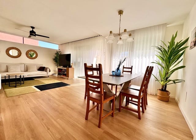 3 quarto Moradia para venda em Mar Menor Golf Resort, Torre-Pacheco com piscina - 585 000 € (Ref: 10041996)