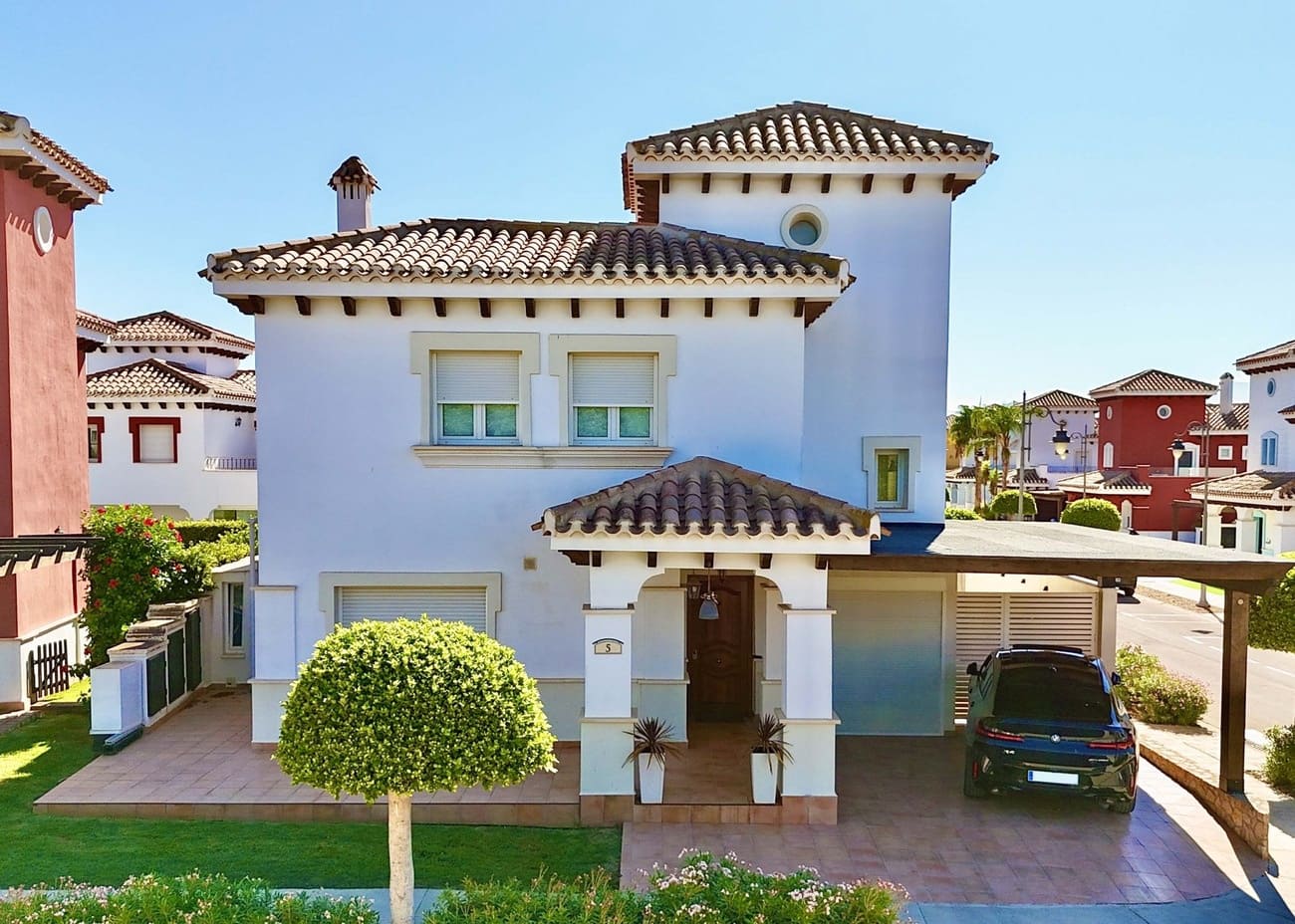 3 bedroom Villa for sale in Mar Menor Golf Resort with pool - € 585,000 (Ref: 10041996)