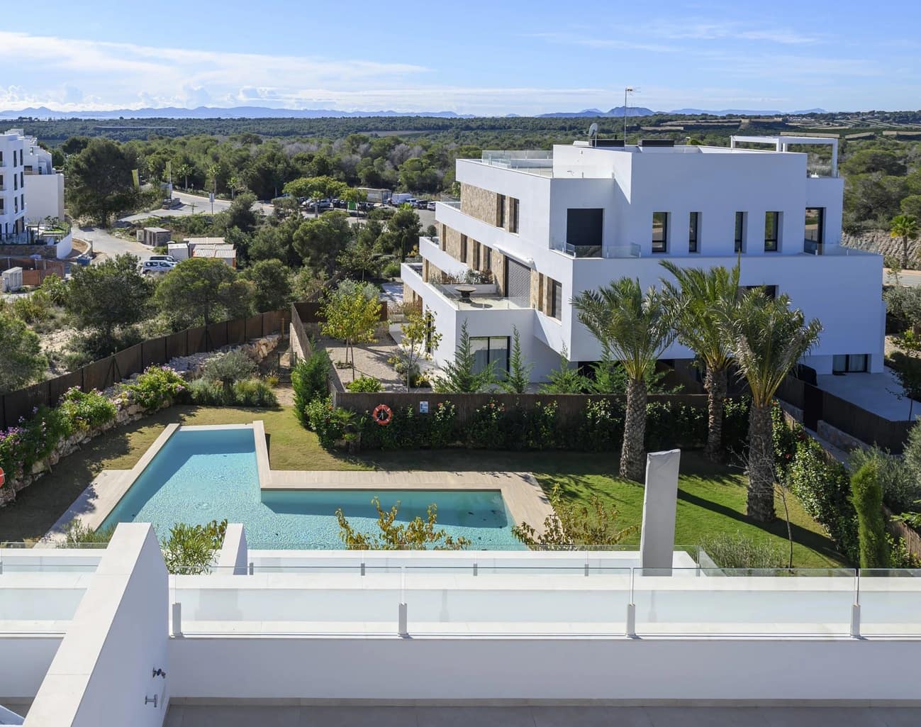 3 slaapkamer Appartement te koop in Las Colinas Golf met zwembad garage - € 585.000 (Ref: 10170208)