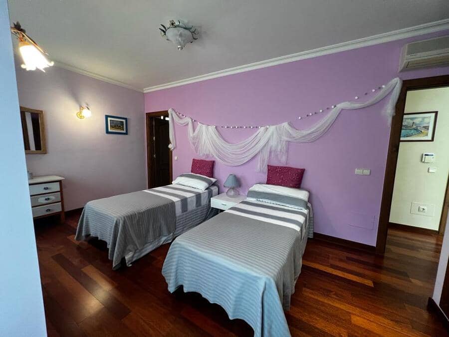 5 Zimmer Villa zu verkaufen in La Manga Club mit Pool Garage - 629.950 € (Ref: 7975847)