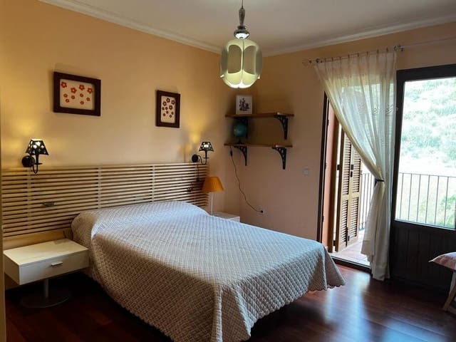 5 bedroom Villa for sale in La Manga Club, Cartagena with pool garage - € 629,950 (Ref: 7975847)