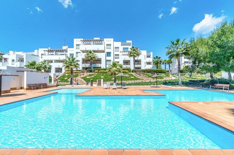 3 soveværelse Lejlighed til salg i Las Colinas Golf med swimmingpool garage - € 350.000 (Ref: 8034907)